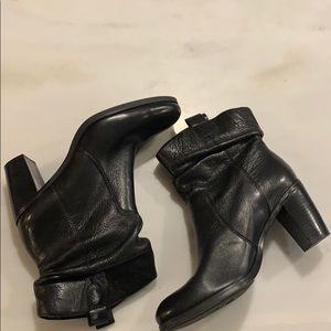 Joan & David Black Leather Ankle Boot